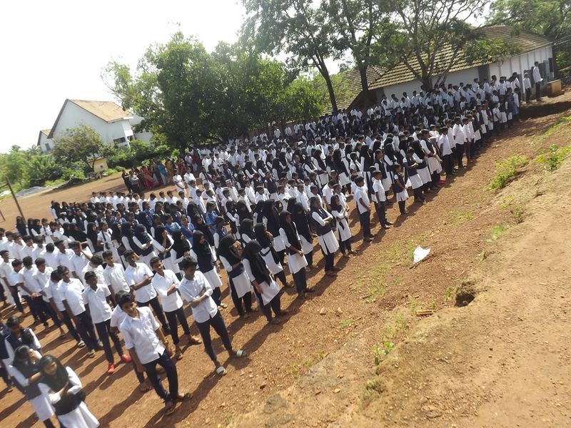 പ്രമാണം:Hiroshima day 4.JPG