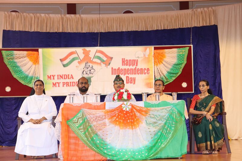 പ്രമാണം:Independence2582 13006.JPG