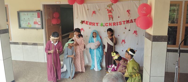 പ്രമാണം:25229 sjlps Christmas.jpg