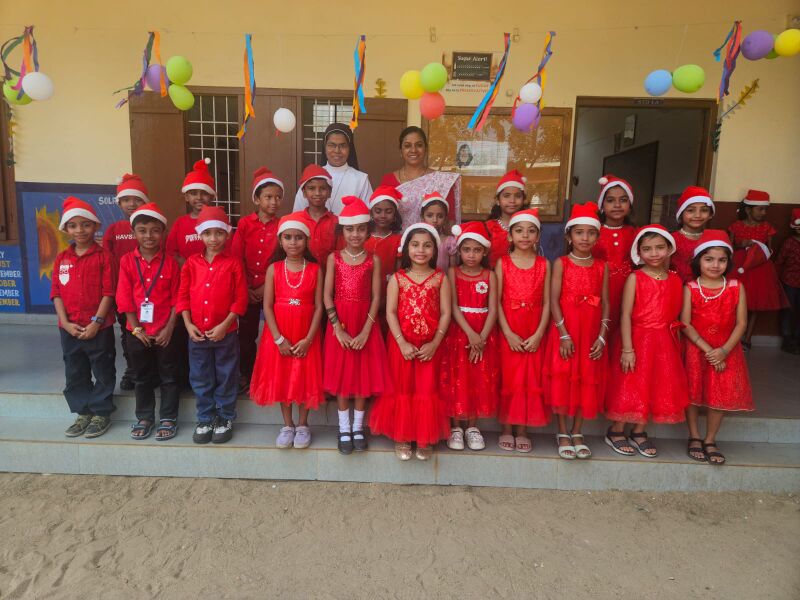 പ്രമാണം:25237-Christmas .jpeg