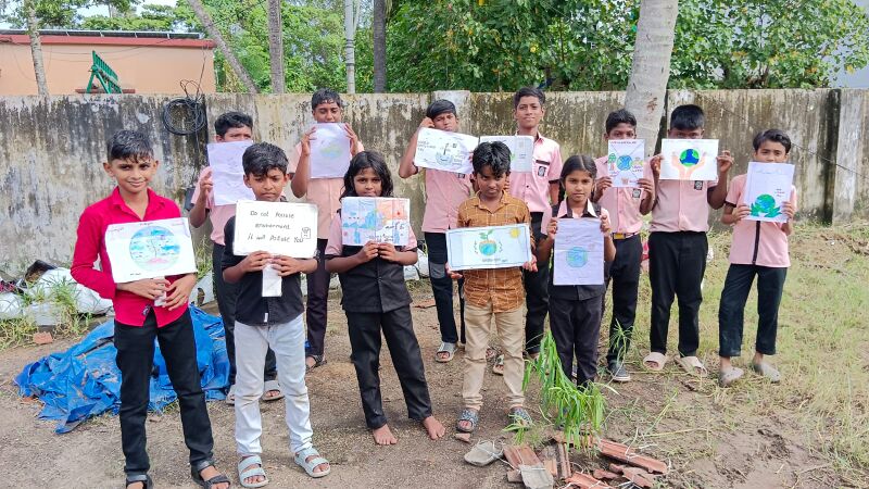 പ്രമാണം:26004 24 june5 4.jpeg