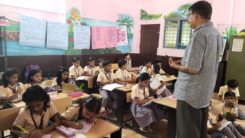 പ്രമാണം:29228 qqss.jpg