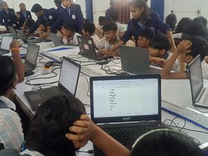 36026 24-27malcomp4.jpg