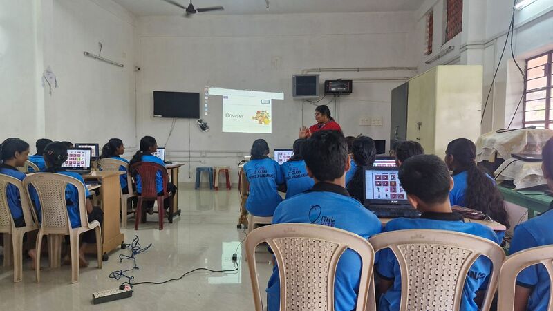 പ്രമാണം:36040 camp2.jpg