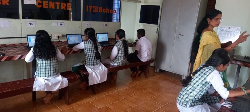 പ്രമാണം:38032 pta exam.jpg