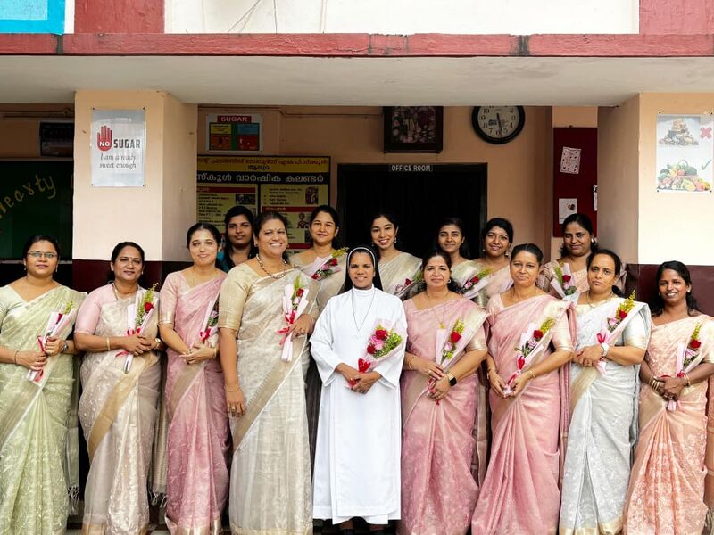 പ്രമാണം:BS21 EKM 25216 15jpg.jpeg