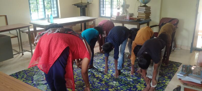 പ്രമാണം:Yogaday 3.jpeg