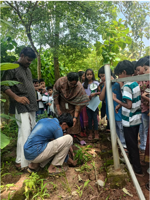 തൈനടൽ എച്ച്.എം. ഉദ്ഘാടനം ചെയ്യുന്നു.png