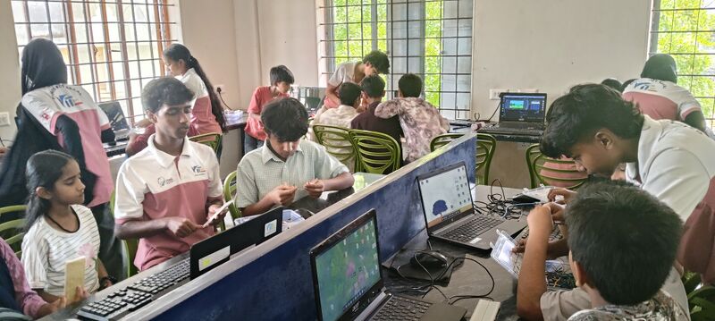 പ്രമാണം:18032-Robo Toons-2.jpg