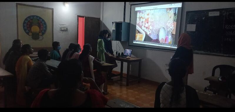 പ്രമാണം:20029-PKD-LKCS22-4 - CHITRA P.jpg