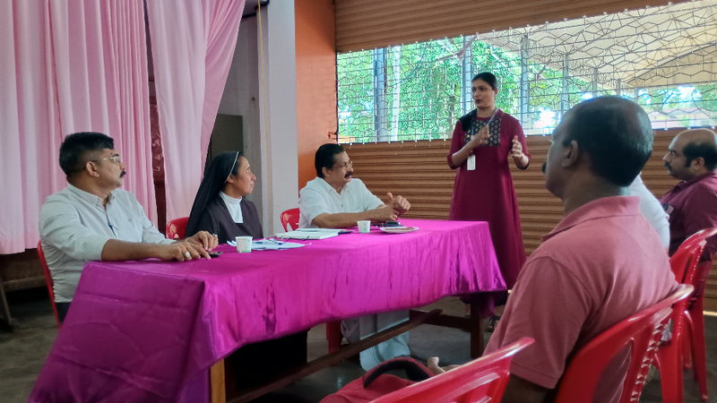 പ്രമാണം:23080 school safety.png