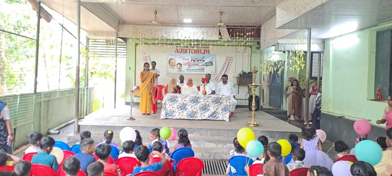പ്രമാണം:27335 praveshlosavam26.jpeg