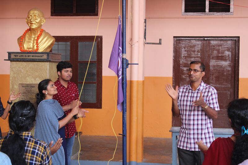 പ്രമാണം:31043 nss 4.jpg