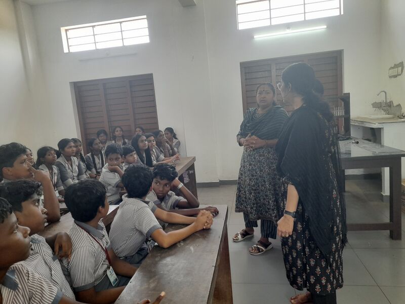 പ്രമാണം:35050 sc225.jpg