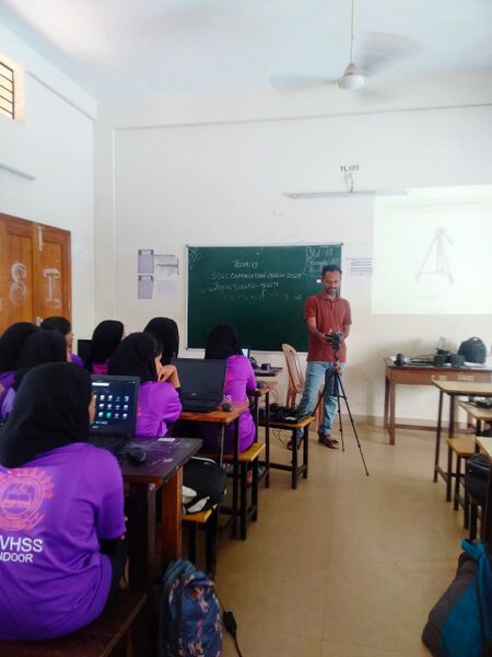 പ്രമാണം:48049 vecation camp 2025 (4).jpg