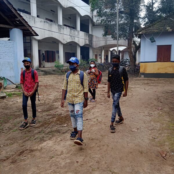 പ്രമാണം:BS21 ALP 36011 6.jpg