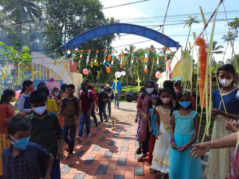 പ്രമാണം:BS21 KTM 45267 4.jpg