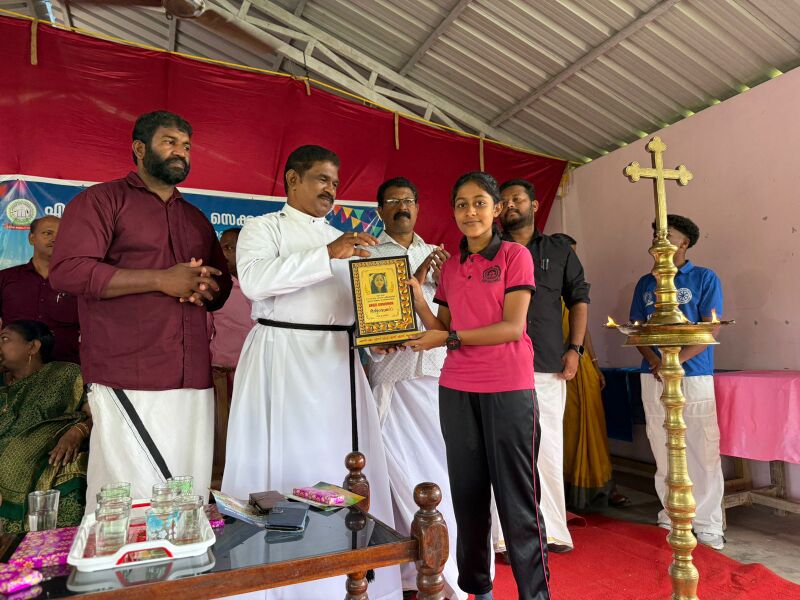 പ്രമാണം:BS TVM 44066 117c.jpeg