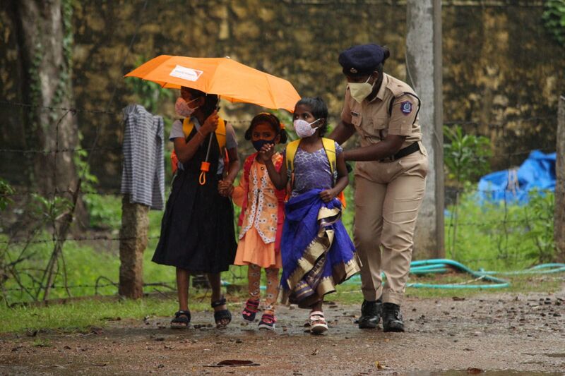 പ്രമാണം:Tk3 43065.jpeg