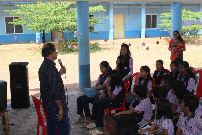 പ്രമാണം:12060 KSD MUKULAM5.jpg