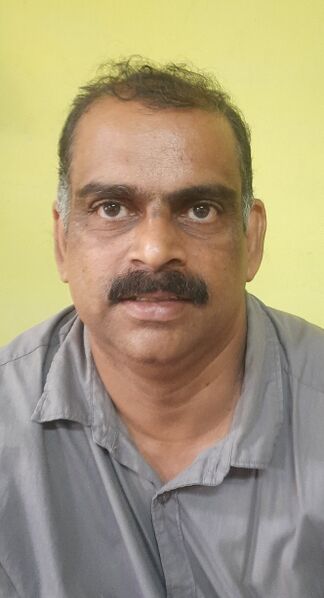 പ്രമാണം:13085 gireesh.jpg