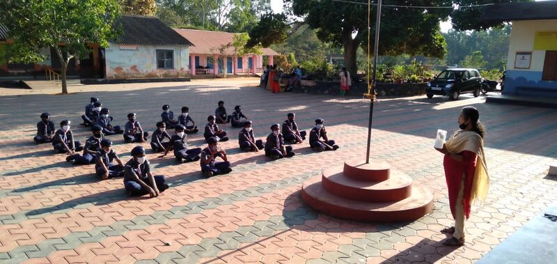 പ്രമാണം:15054 scout First aid.jpg