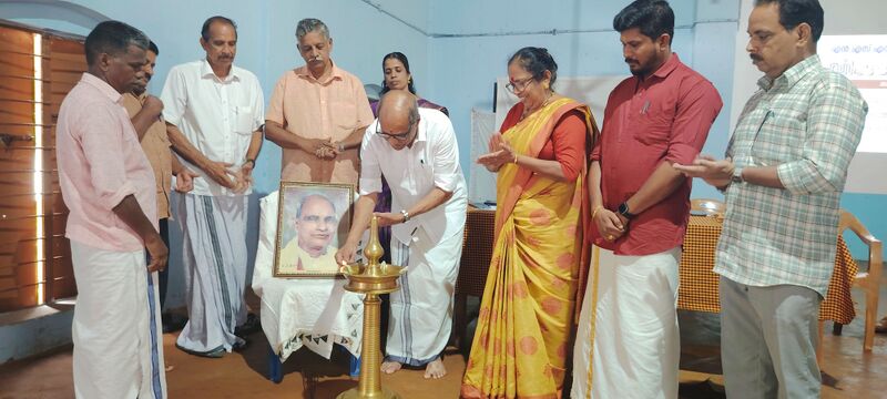 പ്രമാണം:20031 vijayolsavam24.jpg