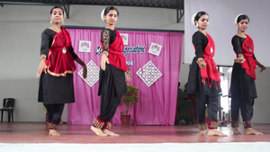 21001 hindhi club4.resized.png