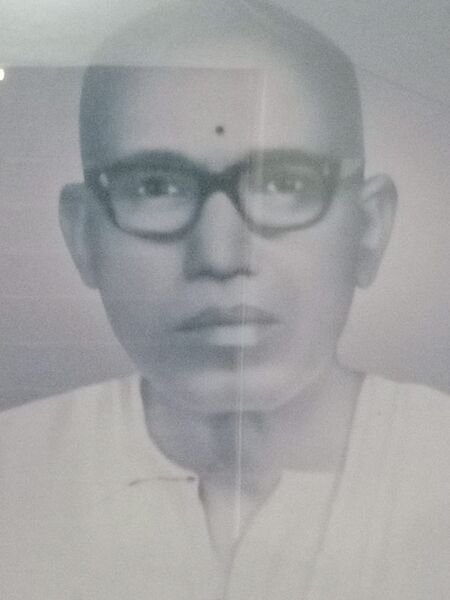 പ്രമാണം:21658 srivelankutty master.jpeg