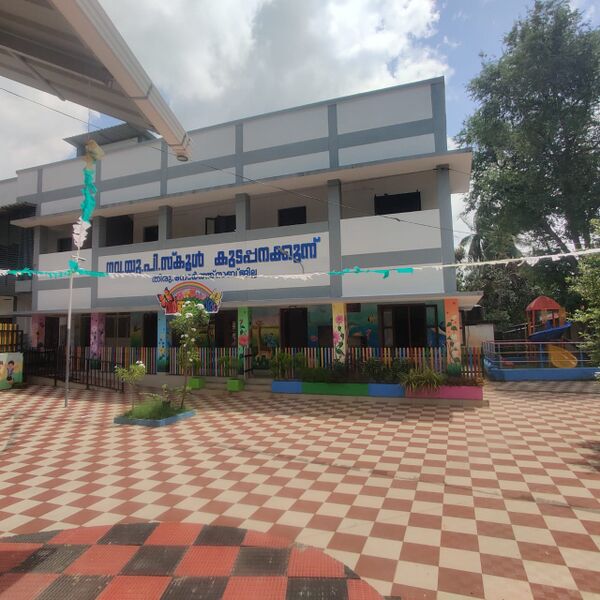 പ്രമാണം:43333 schoolpic.jpg