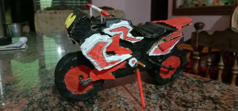 പ്രമാണം:44050 22 12 i84.jpeg