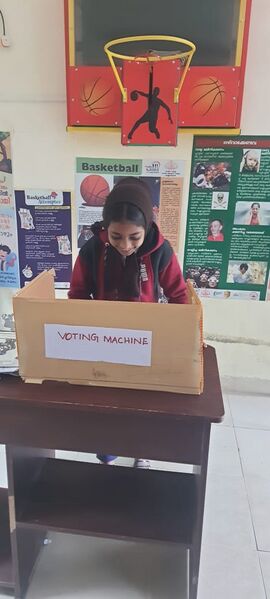 പ്രമാണം:Polling Votes.jpg
