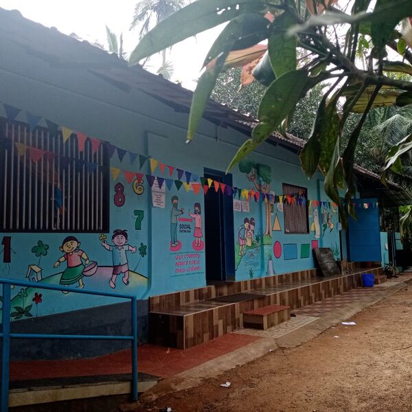 പ്രമാണം:16618-School Photo.jpeg