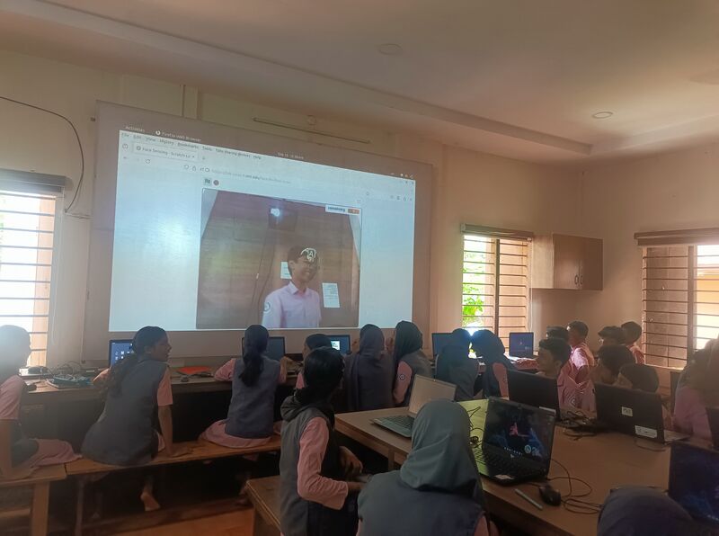 പ്രമാണം:18061 PRECMP25 2.jpg