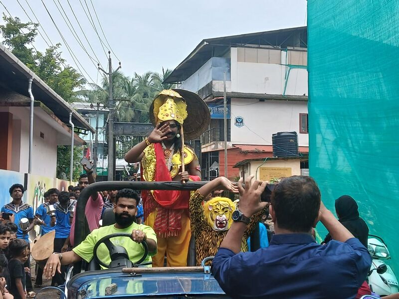 പ്രമാണം:19868-Onam celebration .jpg