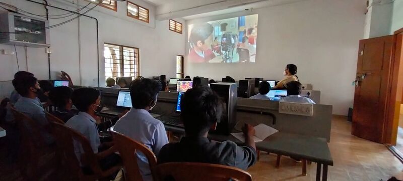 പ്രമാണം:33056 lk 2022 6.jpeg