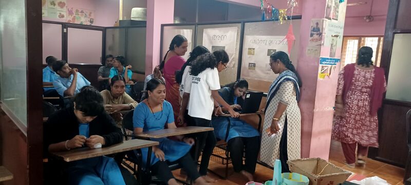 പ്രമാണം:36039-alp -buds school1.jpg