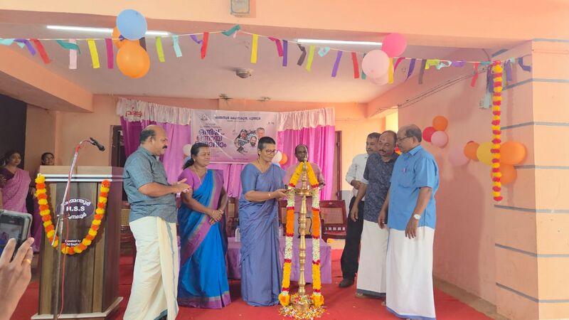 പ്രമാണം:40021 Chs.jpeg