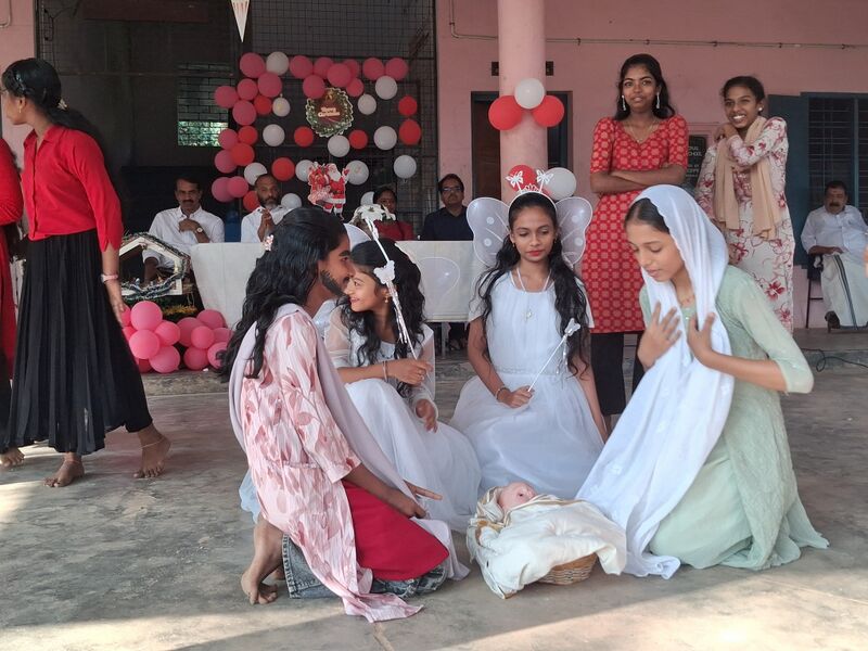 പ്രമാണം:41095-x mas-25-4.jpg