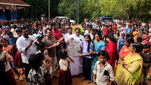 42450-school pathram.jpg
