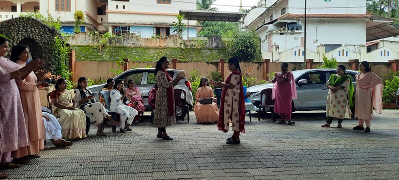 പ്രമാണം:47026-STGHSSV-Trs Onam2.jpg