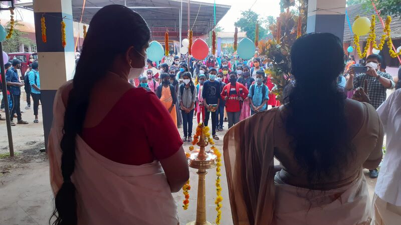 പ്രമാണം:BS21 ALP 35026 5.jpg