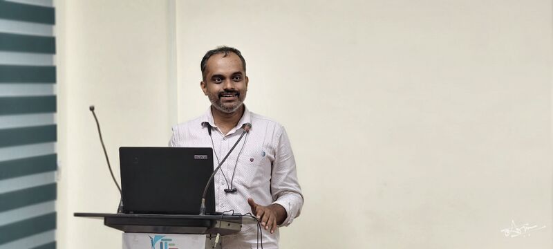 പ്രമാണം:PTB TVM10.resized.jpg