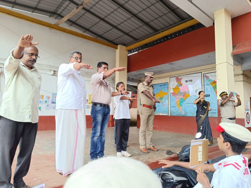 പ്രമാണം:Say No To Drugs 2.jpg