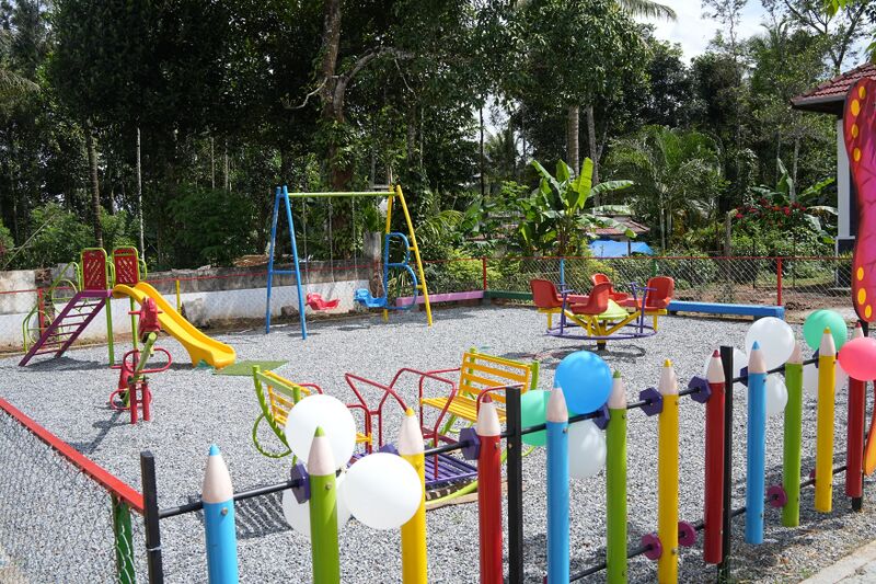 പ്രമാണം:15425 varna 6.jpg