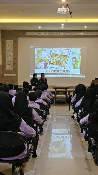 പ്രമാണം:18125 206.jpg