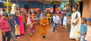 19822-kuppiyil vellam nirakkal.jpeg