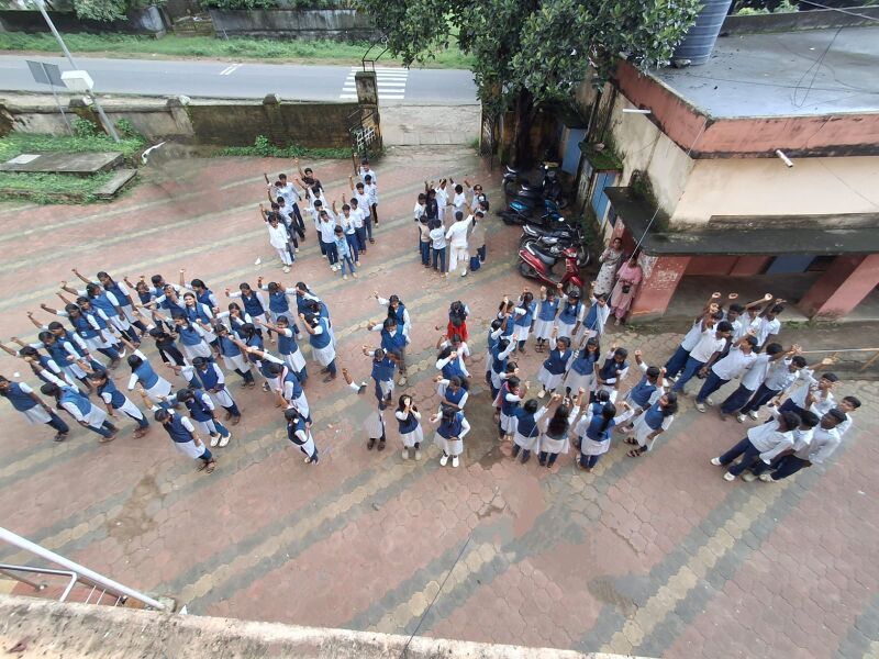 പ്രമാണം:21048 no drugs.jpg