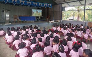 22612-hightech video conf2.jpeg