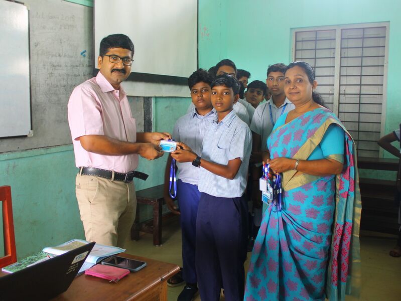 പ്രമാണം:37001 ID 2022-25.jpg